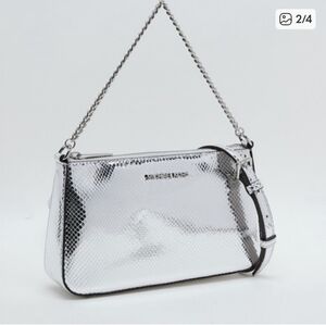 Michael Kors Silver Pochette Jet Setter With Chain Metalic Silver